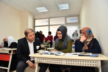 Kadınlar, “Maltepe Kadın Forumu”Nda Buluşuyor
