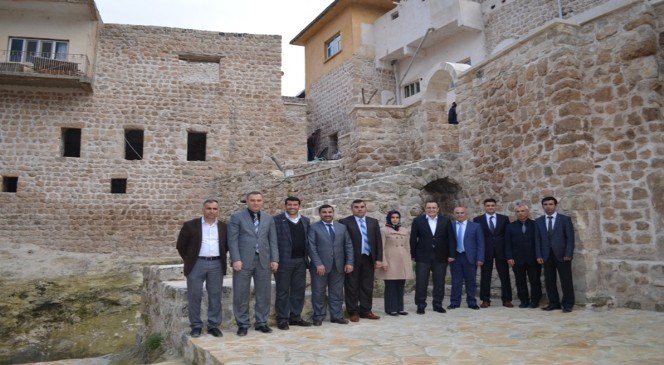 Kaymakam  ‘slow  Food  Hasankeyf'te  İncelemelerde  Bulundu