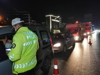 Kısıtlama Denetimleri Başladı, Uymayanlara Cezai İşlem Uygulandı
