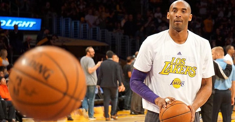 Kobe Bryant ürünleri rekor fiyatlarla satışta