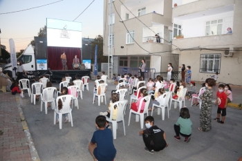 Küçükçekmece’Deki Festivalle İlk Kez Masalla Tanıştılar
