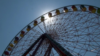 Lunapark Ve Tematik Parklar Açıldı
