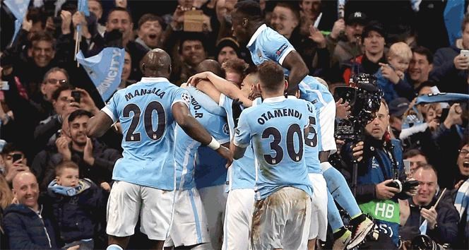 Manchester City yarı finalde