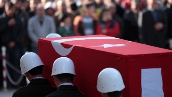 Mardin'de PKK'dan bombalı saldırı!.. 1 polis şehit, 3 polis yaralı!