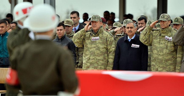 Mardin'de şehitler için tören