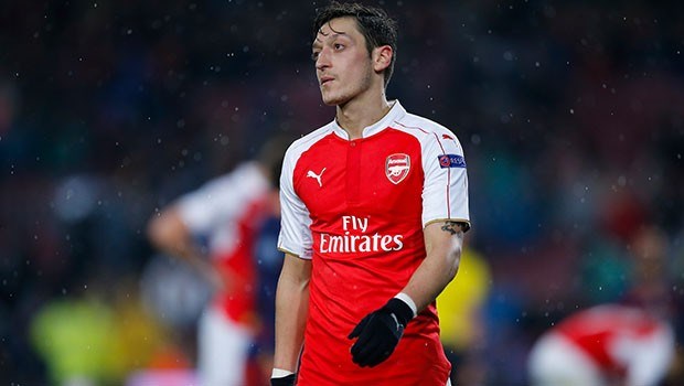 Mesut Özil'den transfer açıklaması