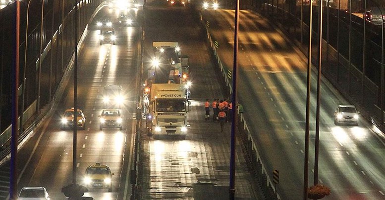 Metrobüs hattı asfalt yenileme çalışmaları başlıyor