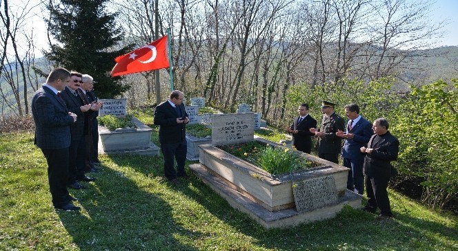 Musul  Şehidi  Mezarı  Başında  Anıldı