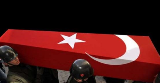 Nişanlısı, şehit uzman çavuşu Galatasaray formasıyla uğurladı