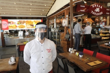 Normalleşme Sonrası Eyüpsultan’Da Restoran Ve Kafeler Denetlendi
