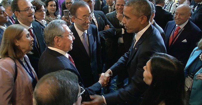 Obama, Raul Castro bir araya geldi