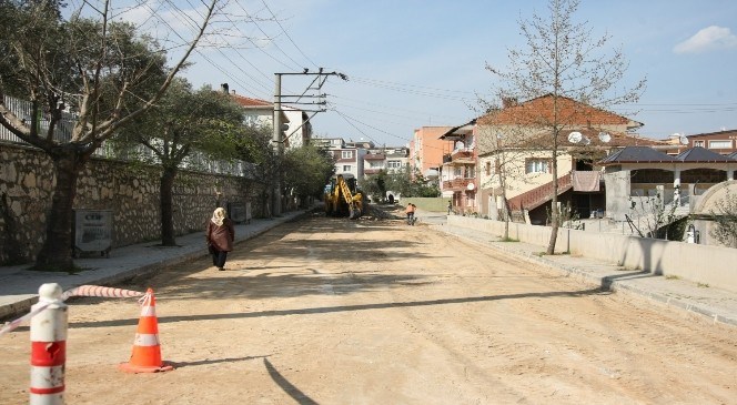 Orhangazi'de  Asfalt  Çalışmaları  Yeniden  Başladı