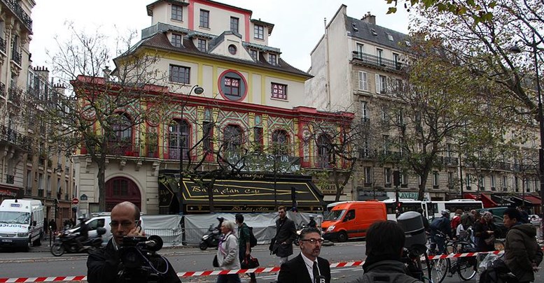 Paris'teki terör saldırılarının hedefi Bataclan konser salonu açılıyor