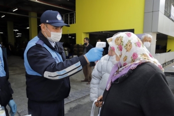 Pazaryeri Taşındı, Esnaf Ve Mahalle Sakinleri Başkan Öztekin’E Teşekkür Etti
