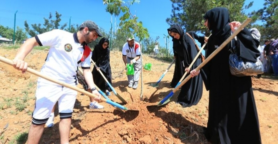 Arap Gençlerinden Doğaya Katkı