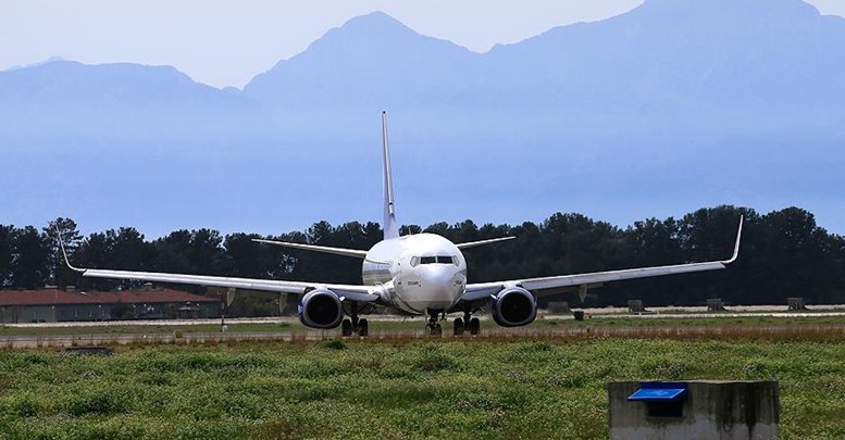 Rus havayolu şirketine Antalya'ya uçuş izni