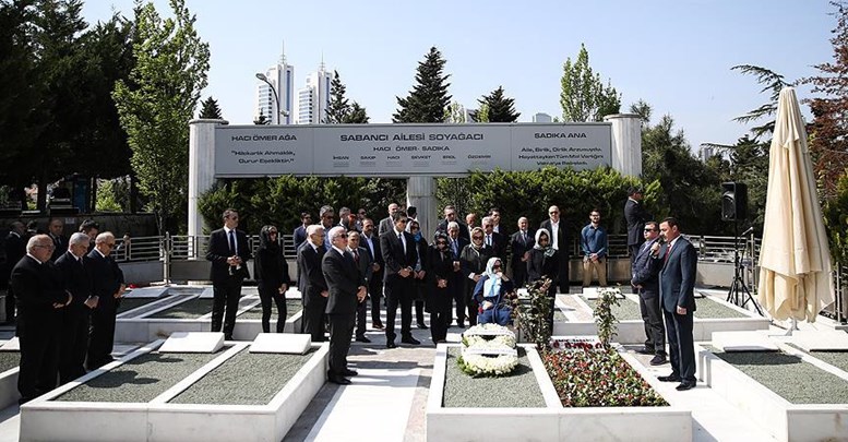 Sabancı, vefatının 12. yıldönümünde kabri başında anılndı