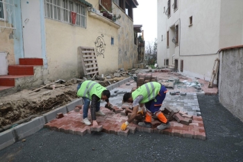 Selam Sokak Modern Bir Görünüme Kavuşuyor
