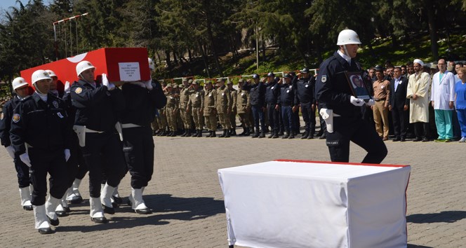 Silopi şehidi için tören düzenlendi