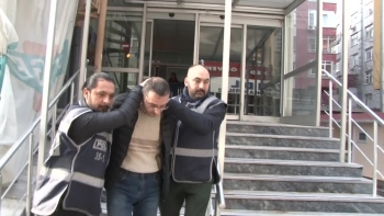 Şişli’Deki Oto Kundakçısından İlginç İfade: "Sarhoştum, Hatırlamıyorum"
