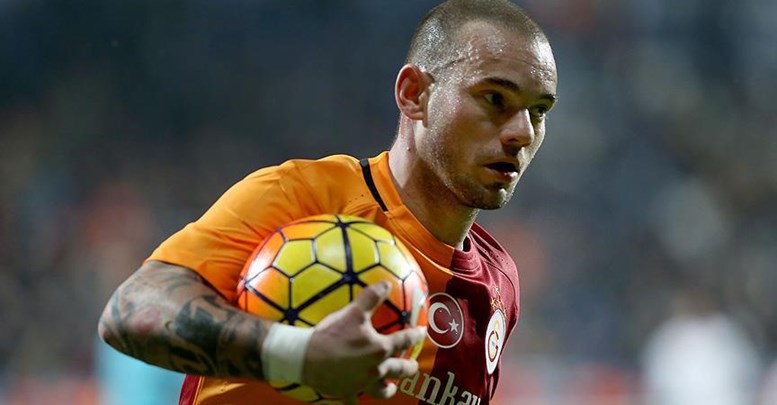 Sneijder Türkiye'deki terör olaylarıyla ilgili konuştu