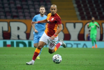 Sofiane Feghouli Sezona Asistle Başladı
