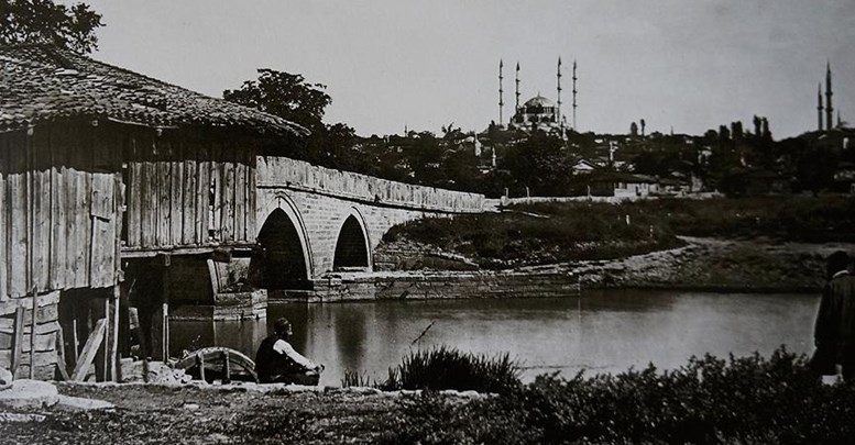 Sultan Abdülhamid'in fotoğraf koleksiyonu albümde toplandı