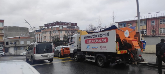 Sultangazi Belediyesi Yoğun Kar Yağışına Karşı Teyakkuzda