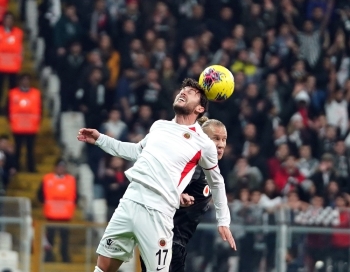 Süper Lig: Beşiktaş: 0 - Gençlerbirliği: 1 (İlk Yarı)
