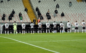 Süper Lig: Beşiktaş: 0 - Yeni Malatyaspor: 0 (Maç Devam Ediyor)
