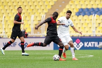 Süper Lig: Fatih Karagümrük: 0 - Kasımpaşa: 0 (Maç Devam Ediyor)
