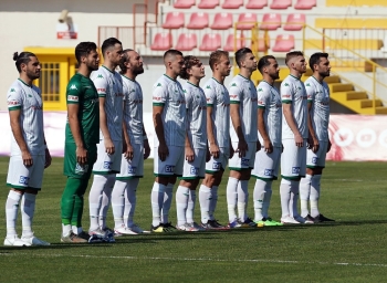 Tff 1. Lig: Tuzlaspor: 1 - Bursaspor: 3 (İlk Yarı)
