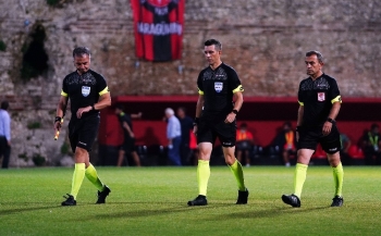 Tff 1. Lig Play-Off Yarı Final: Fatih Karagümrük: 1 - Akhisarspor: 0 (Maç Devam Ediyor)
