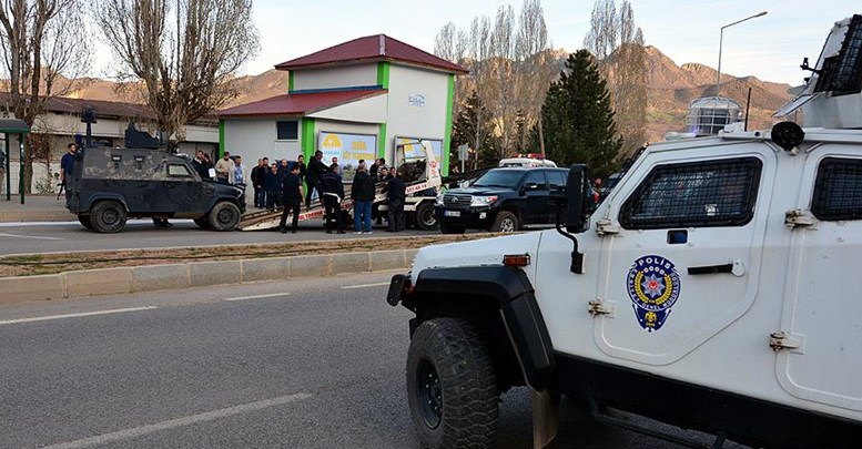 Tunceli'de yaralanan polis memuru şehit oldu