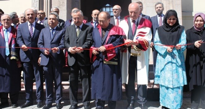 Türkiye İle Malay dünyasını bir araya getiren merkez açıldı