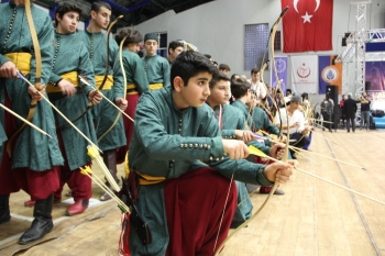 Ümraniye Belediyesi 4. Geleneksel Okçuluk Yarışması Yapıldı
