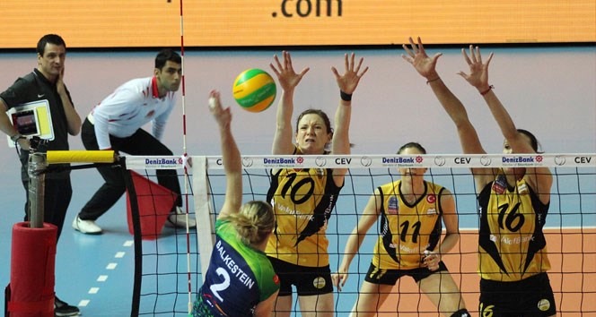 VakıfBank finalde