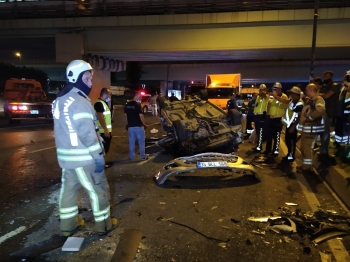 Vatan Caddesi’Nde Feci Trafik Kazası: 1’İ Ağır 3 Yaralı
