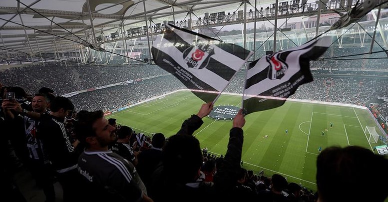 Vodafone Arena'da Beşiktaş'a ilk ceza