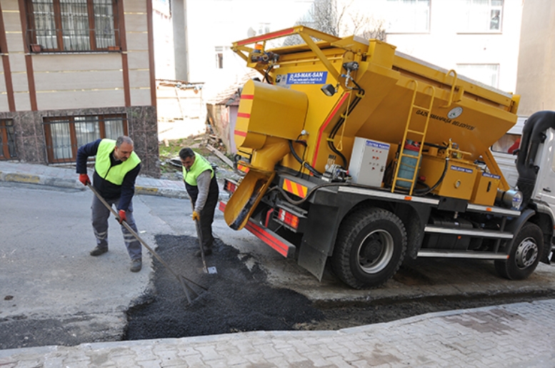 Yeni Asfalt Bakım ve Tamir Aracı görevine başladı