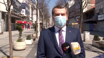 Zeytinburnu’Nun En İşlek Caddesi Yaya Trafiğine Kapatıldı
