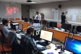 AK-Parti-Sultangazi-SKM-Son-Surat-Calisiyor.jpg