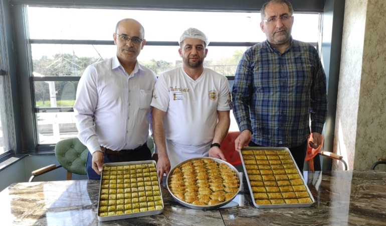 Mehrizade Baklavacısı açıldı