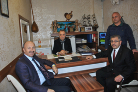Ozel-Babasi-icin-mevlit-okuttu.JPG
