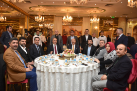 Sandik-Baskanlari-yemek-programinda-bir-araya-geldi.JPG