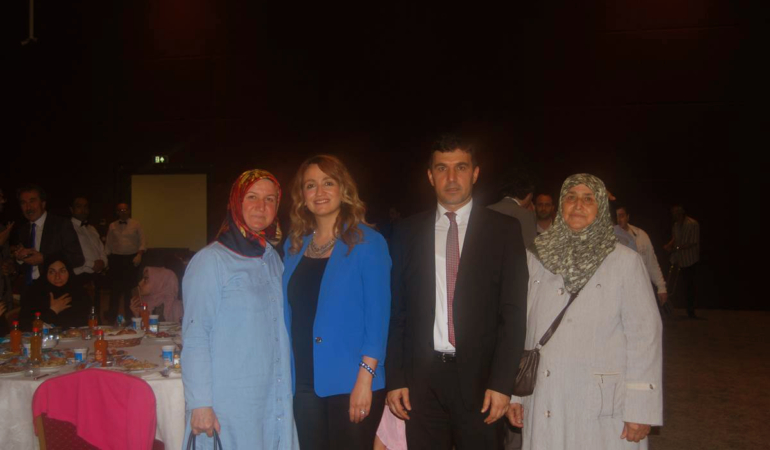 Şehit ve Gazi aileleri onuruna iftar yemeği verildi