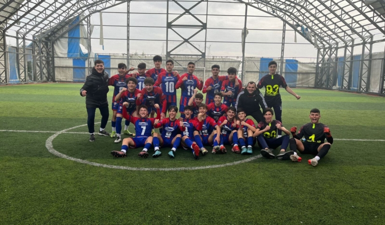 Sultangazispor U16 Şampiyonu oldu