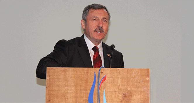AK Partili Özdağ: ‘Mehmet Akif ruhu her yerde yaşatılmalı’