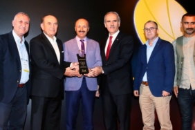 altin-karinca-dan-mahalle-hizmet-tesisleri-ne-odul.jpg