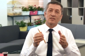 bakan-selcuk-meslektaslarina-yeni-tasarlanan-ogretmenler-odasindan-seslendi.jpg